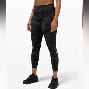 Lululemon Women’s Fast And Free Tight II 25” Size 8 Non Reflective Nulux Camo